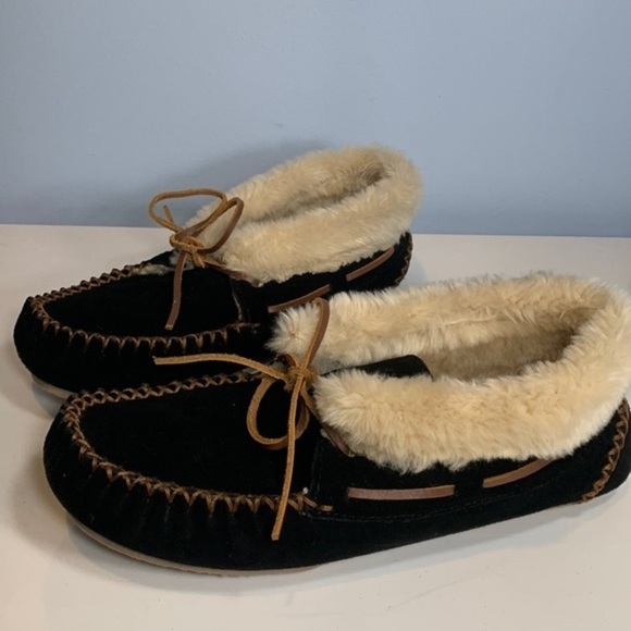 Minnetonka Chrissy Moccasins NEW! - Picture 9 of 12